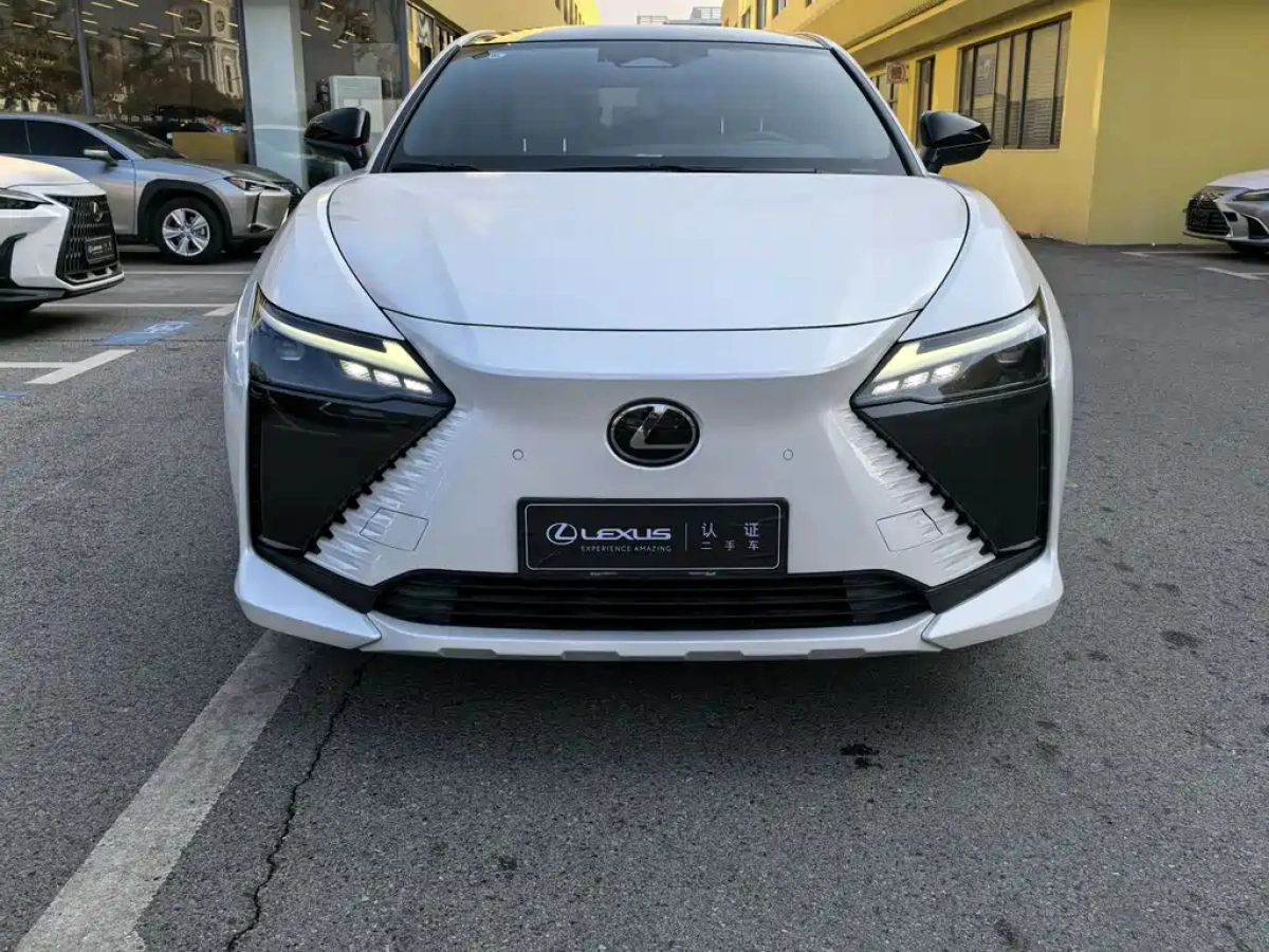 LEXUS RZ