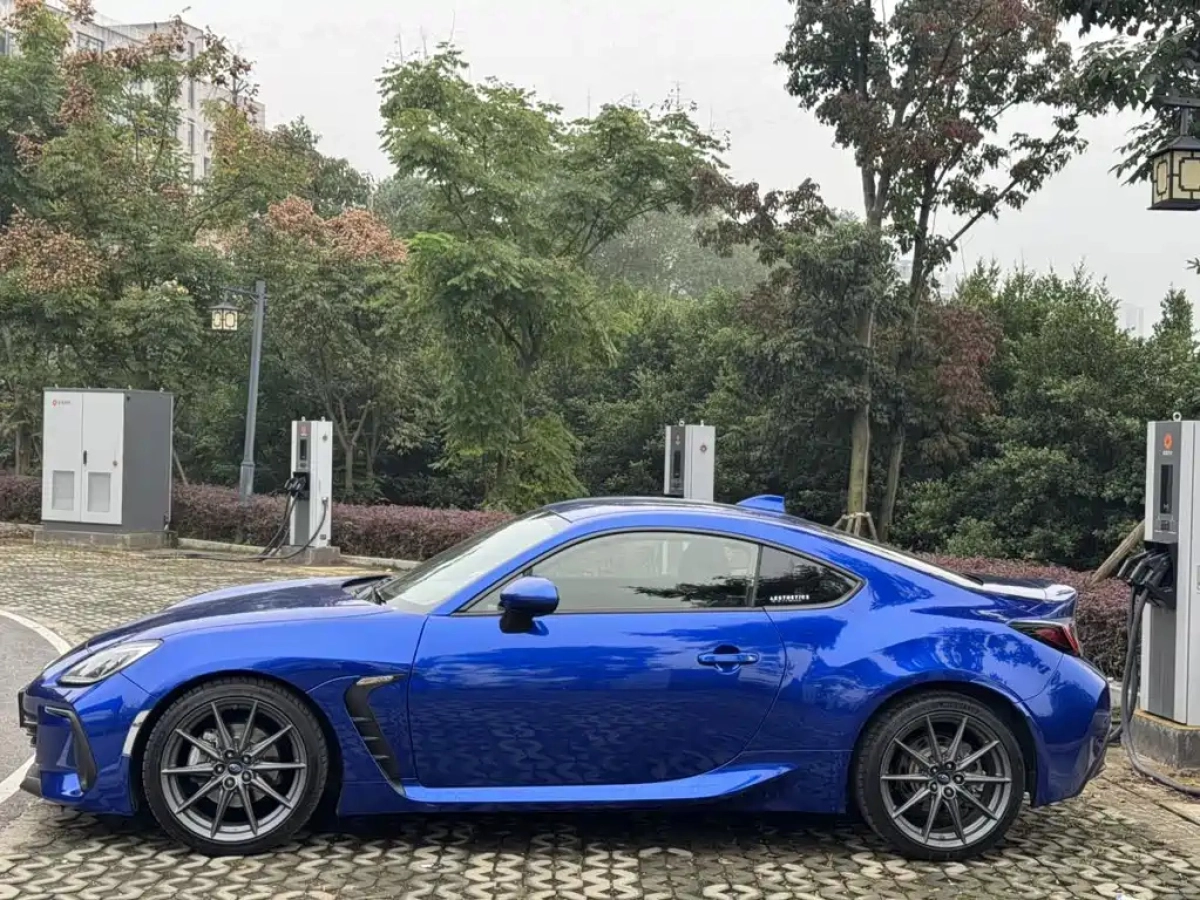 SUBARU BRZ