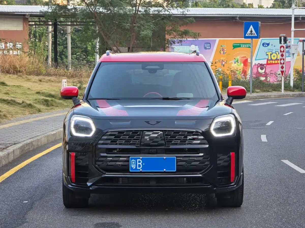 MINI JCW COUNTRYMAN