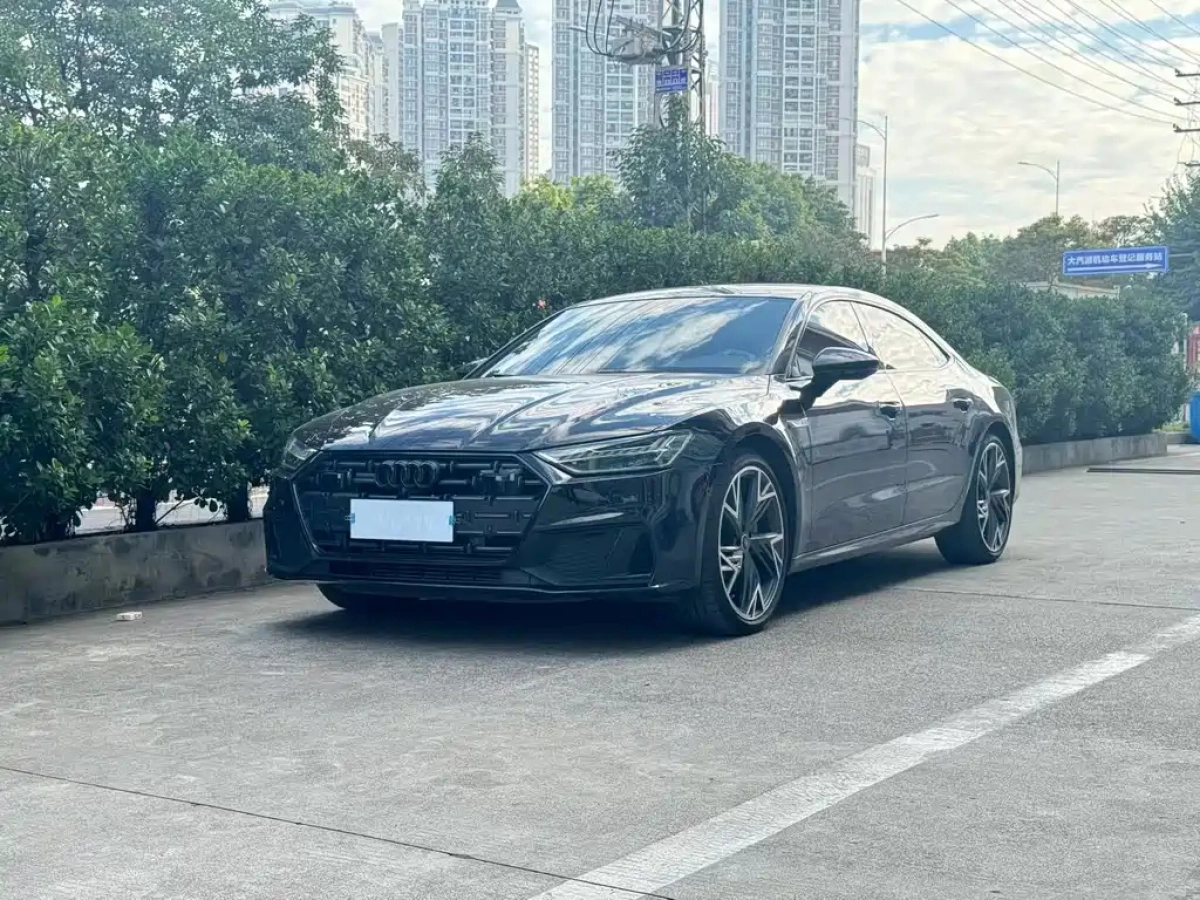 AUDI A7L  2024