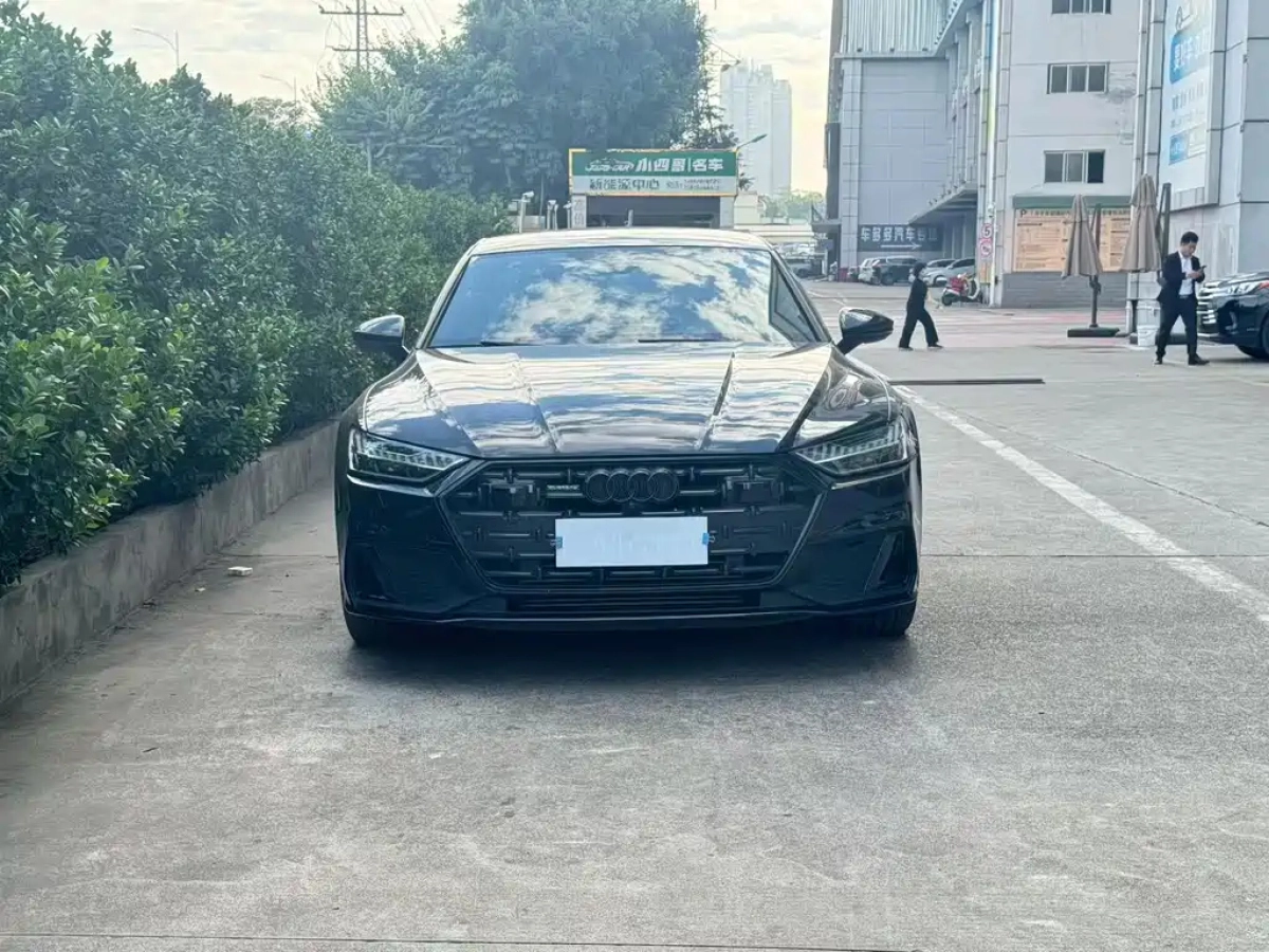 AUDI A7L