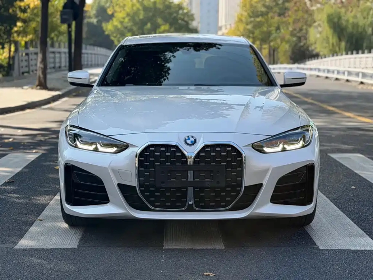 BMW 4-SERIES