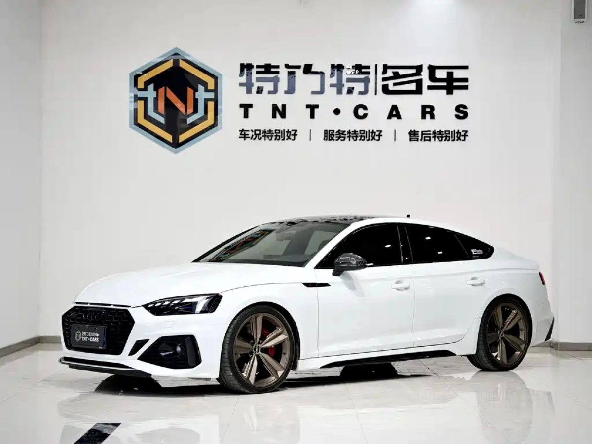 AUDI RS 5  2022