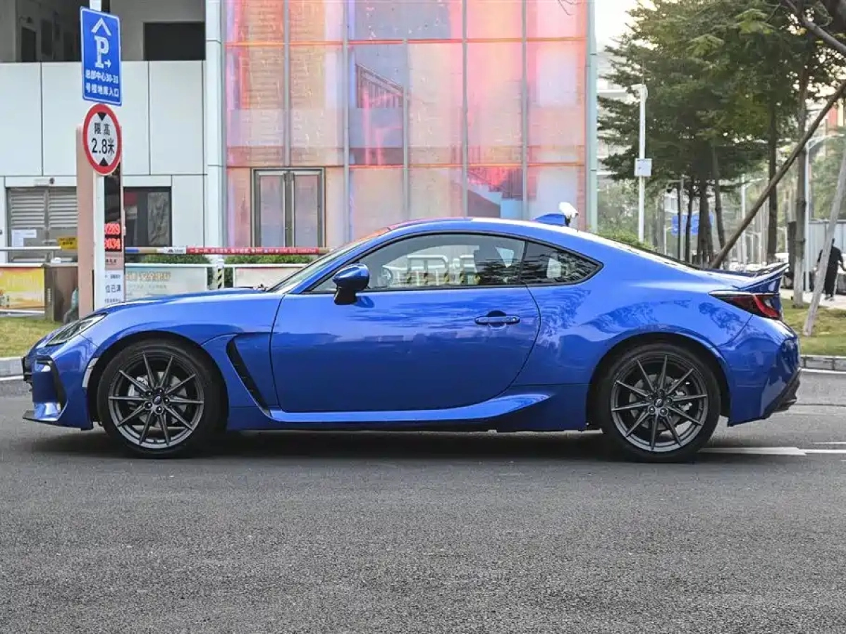SUBARU BRZ
