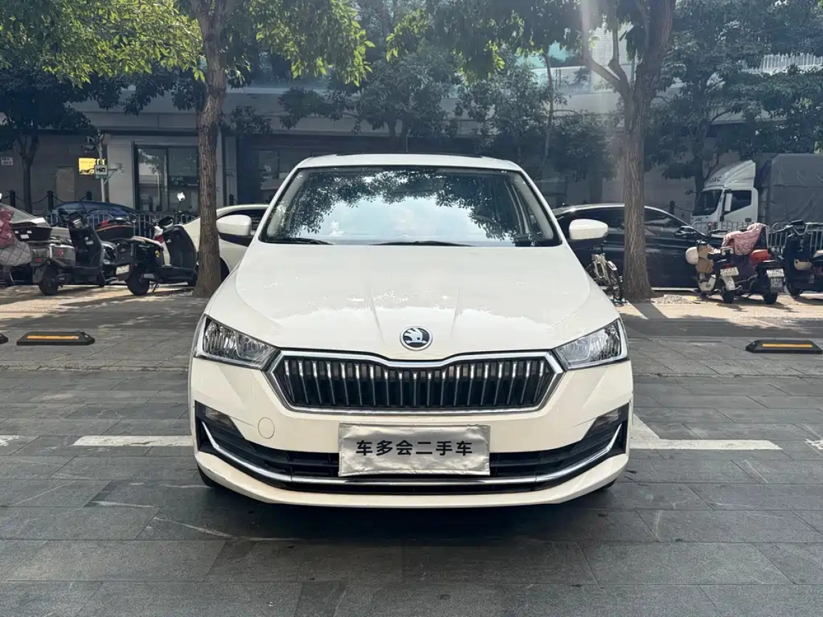 SKODA RAPID