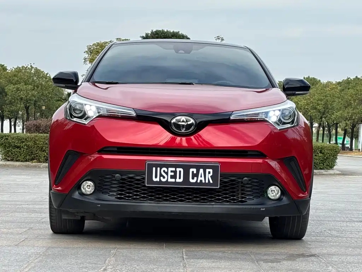 TOYOTA C-HR