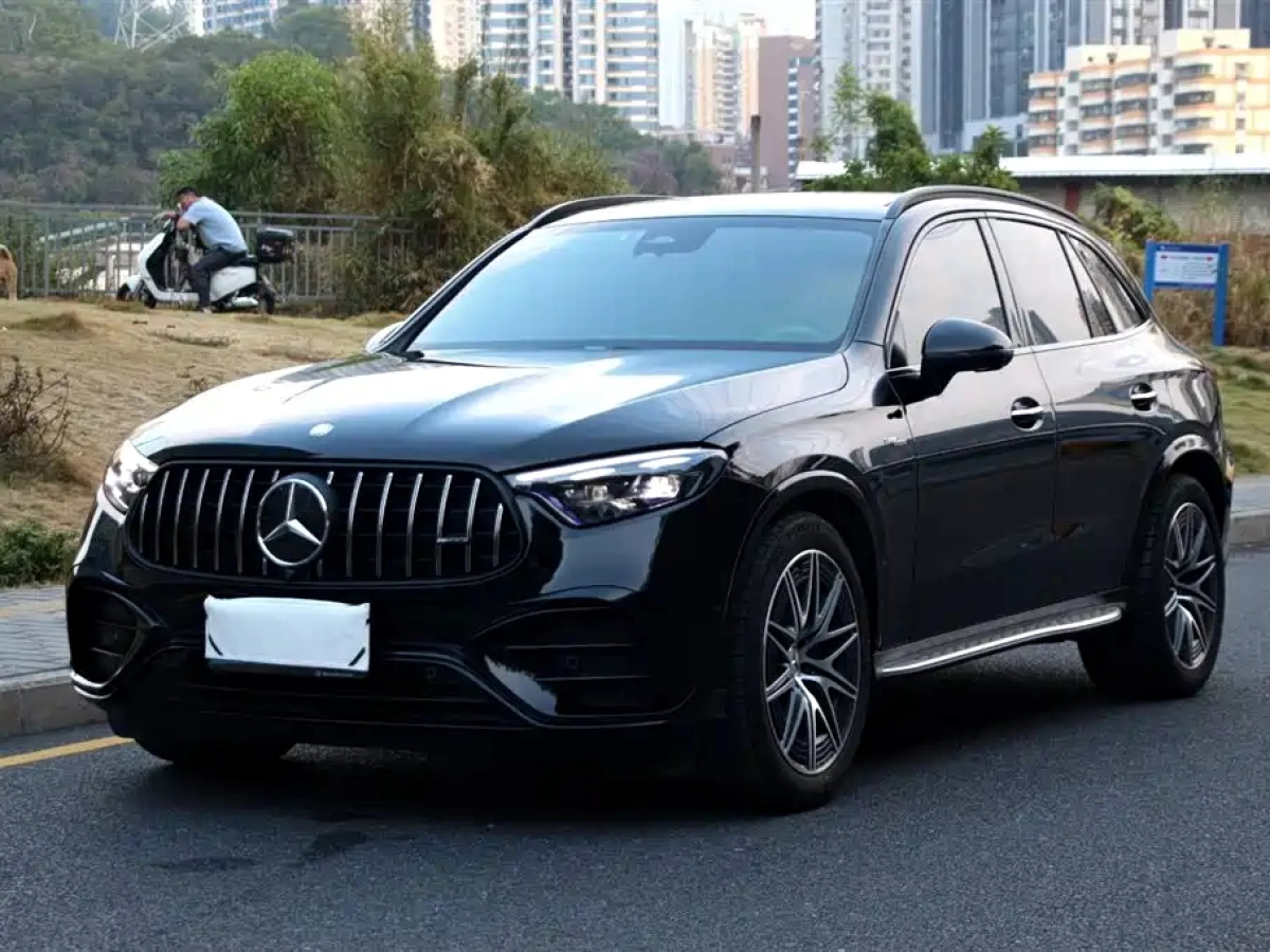 MERCEDES BENZ GLC AMG  2025