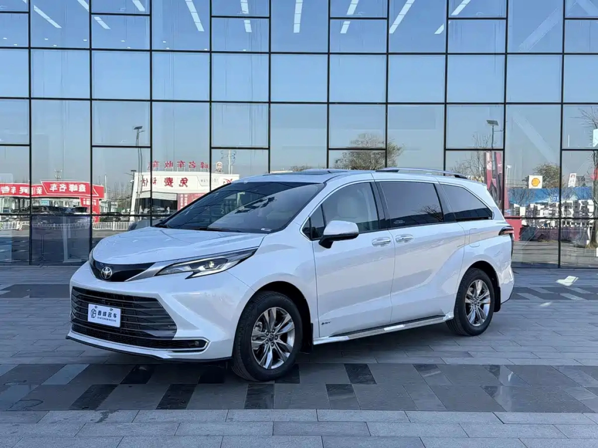 TOYOTA SIENNA SIENNA  2024