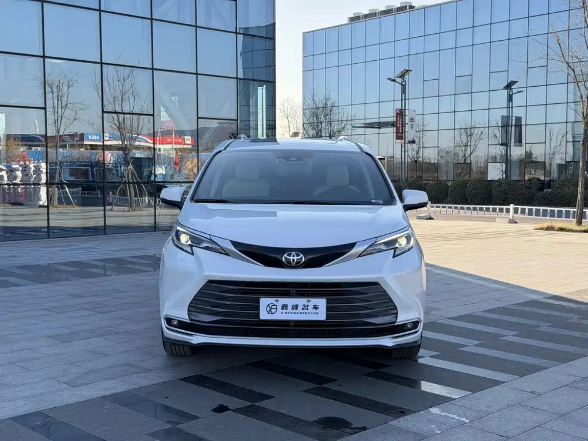 TOYOTA SIENNA SIENNA