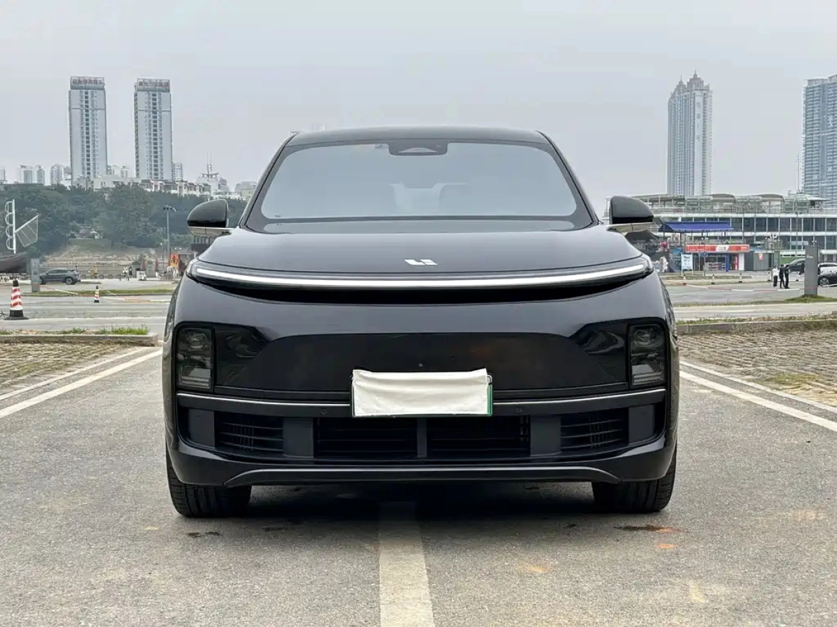 LI AUTO L8