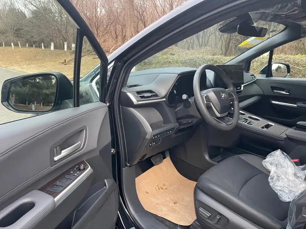 TOYOTA SIENNA SIENNA