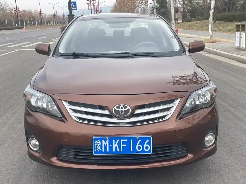 TOYOTA COROLLA  2013