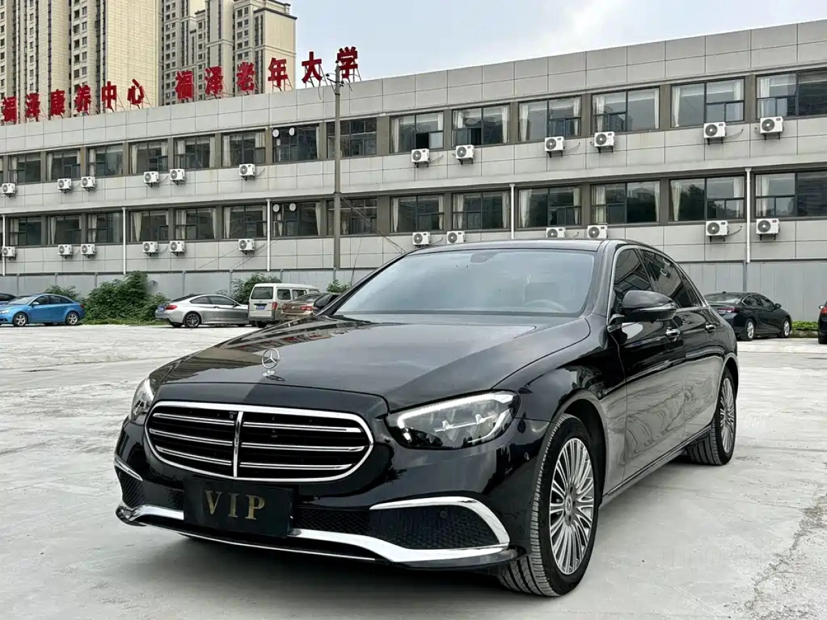 MERCEDES BENZ E-CLASS  2022