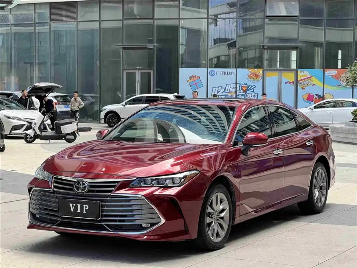 TOYOTA AVALON  2020
