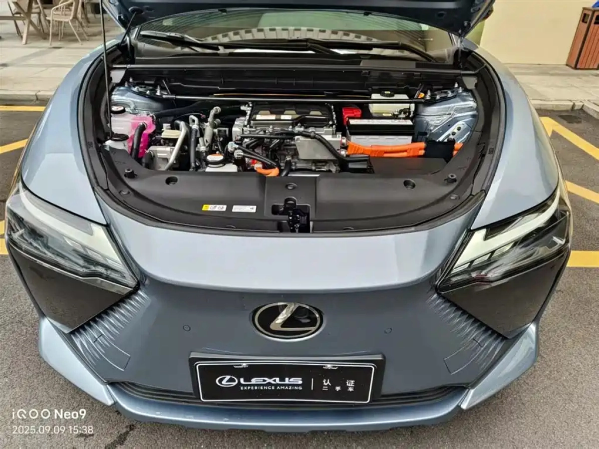LEXUS RZ