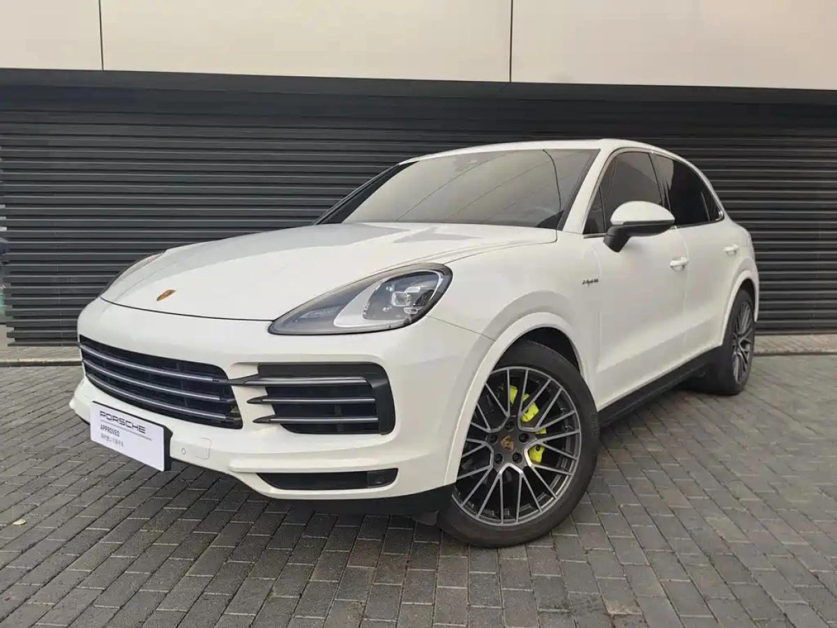 PORSCHE CAYENNE NEW ENERGY