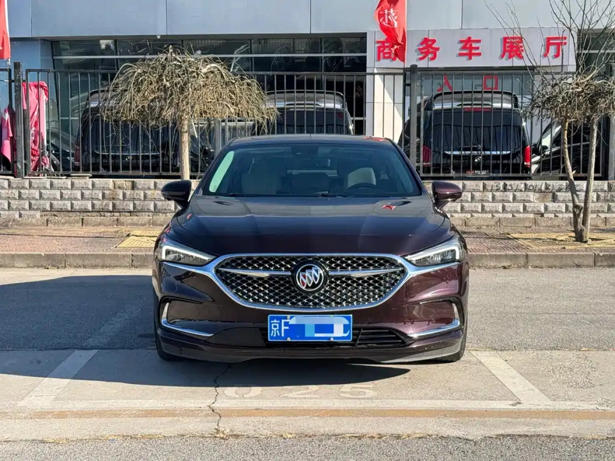 BUICK LACROSSE