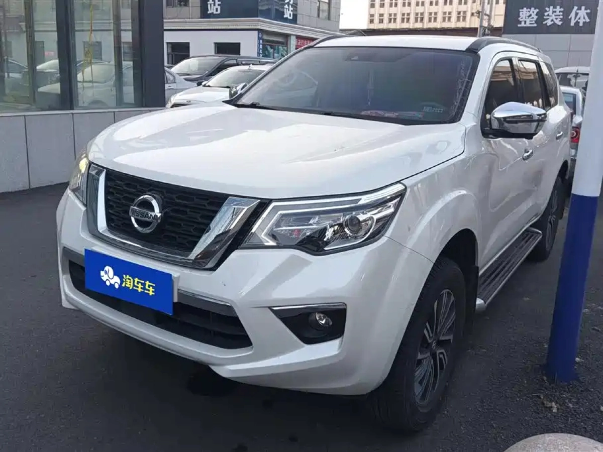 NISSAN TERRA