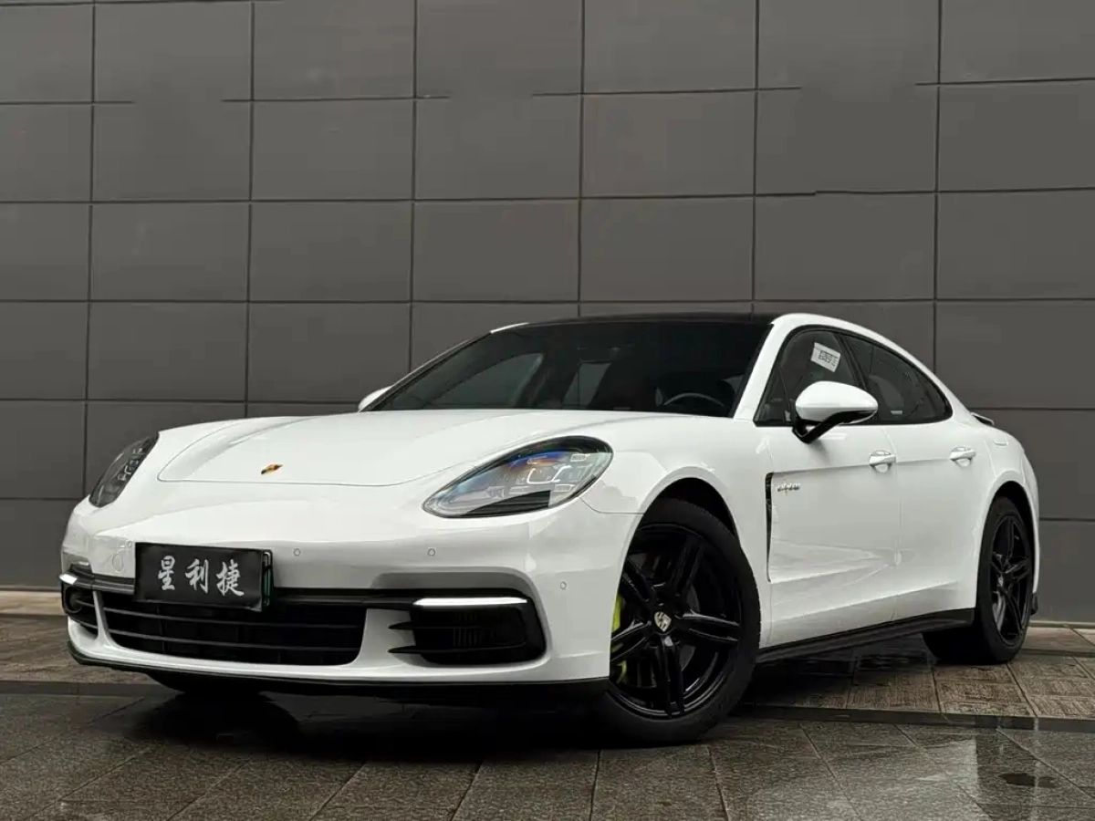 PORSCHE PANAMERA NEW ENERGY  2020
