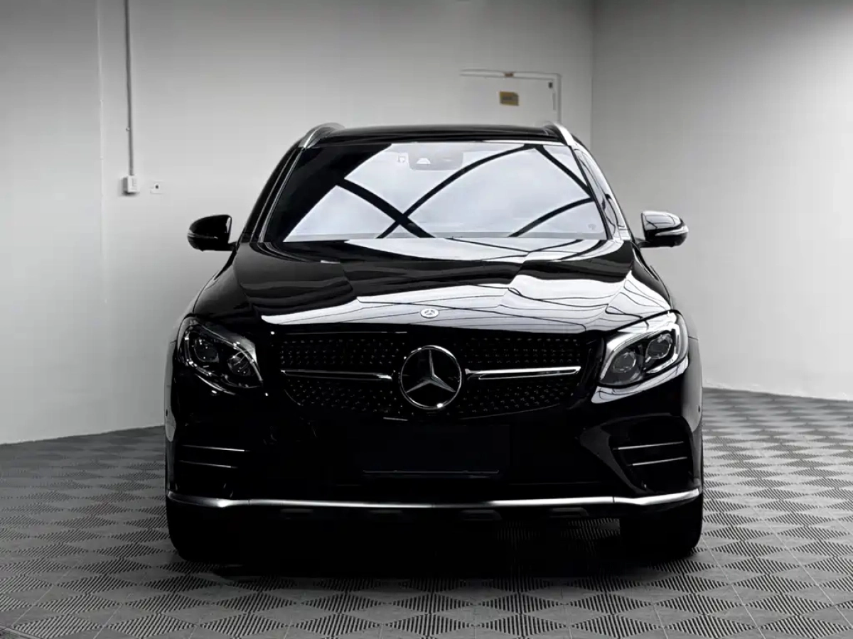 MERCEDES BENZ GLC AMG