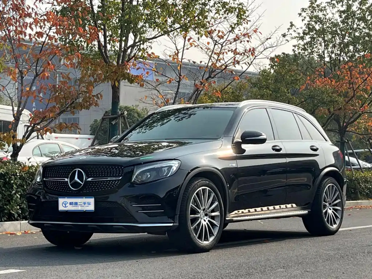 MERCEDES BENZ GLC AMG  2019