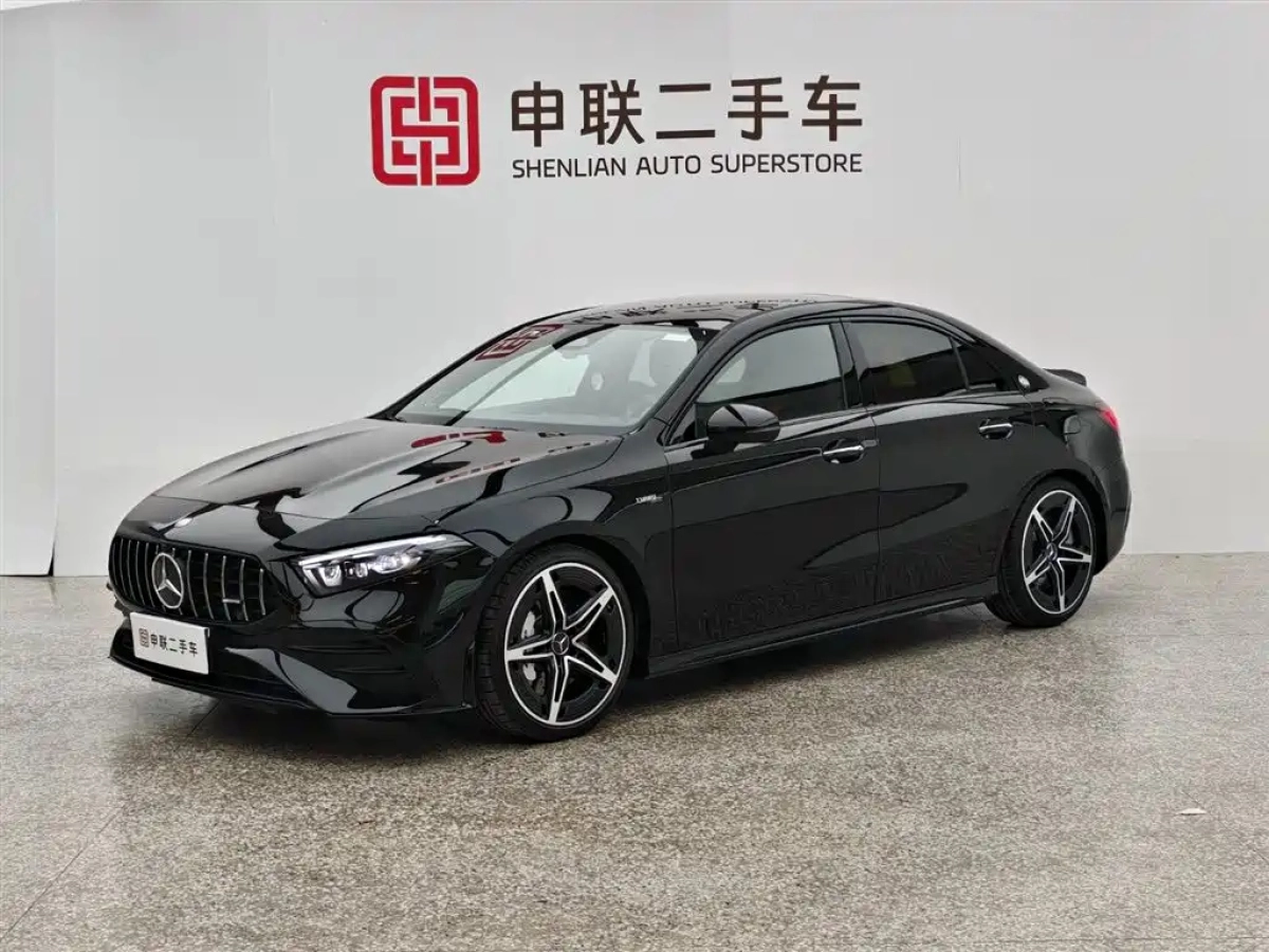 MERCEDES BENZ A-CLASS AMG  2025