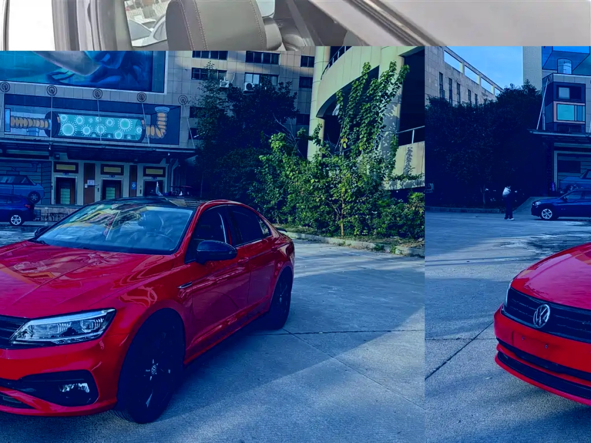 VOLKSWAGEN LAMANDO  2020