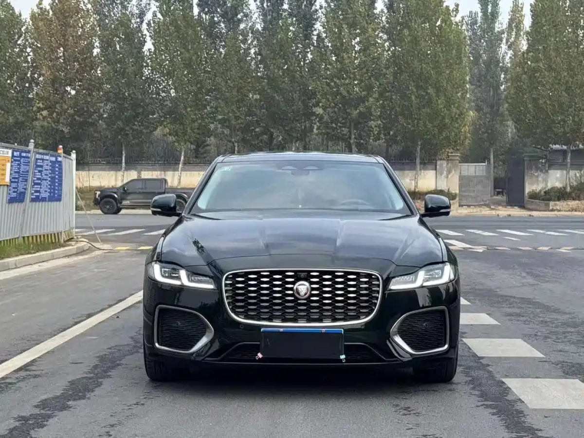 JAGUAR XFL
