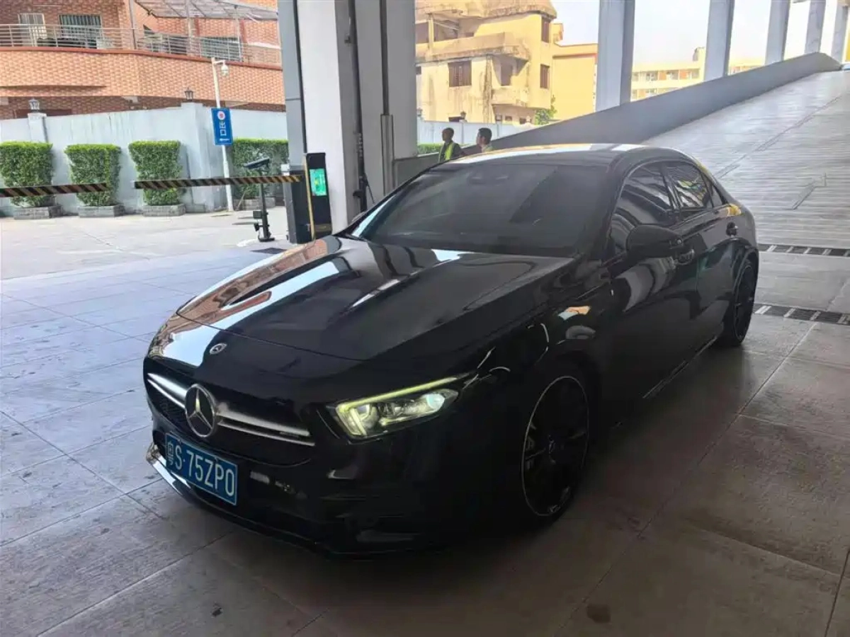 MERCEDES BENZ A-CLASS AMG  2023