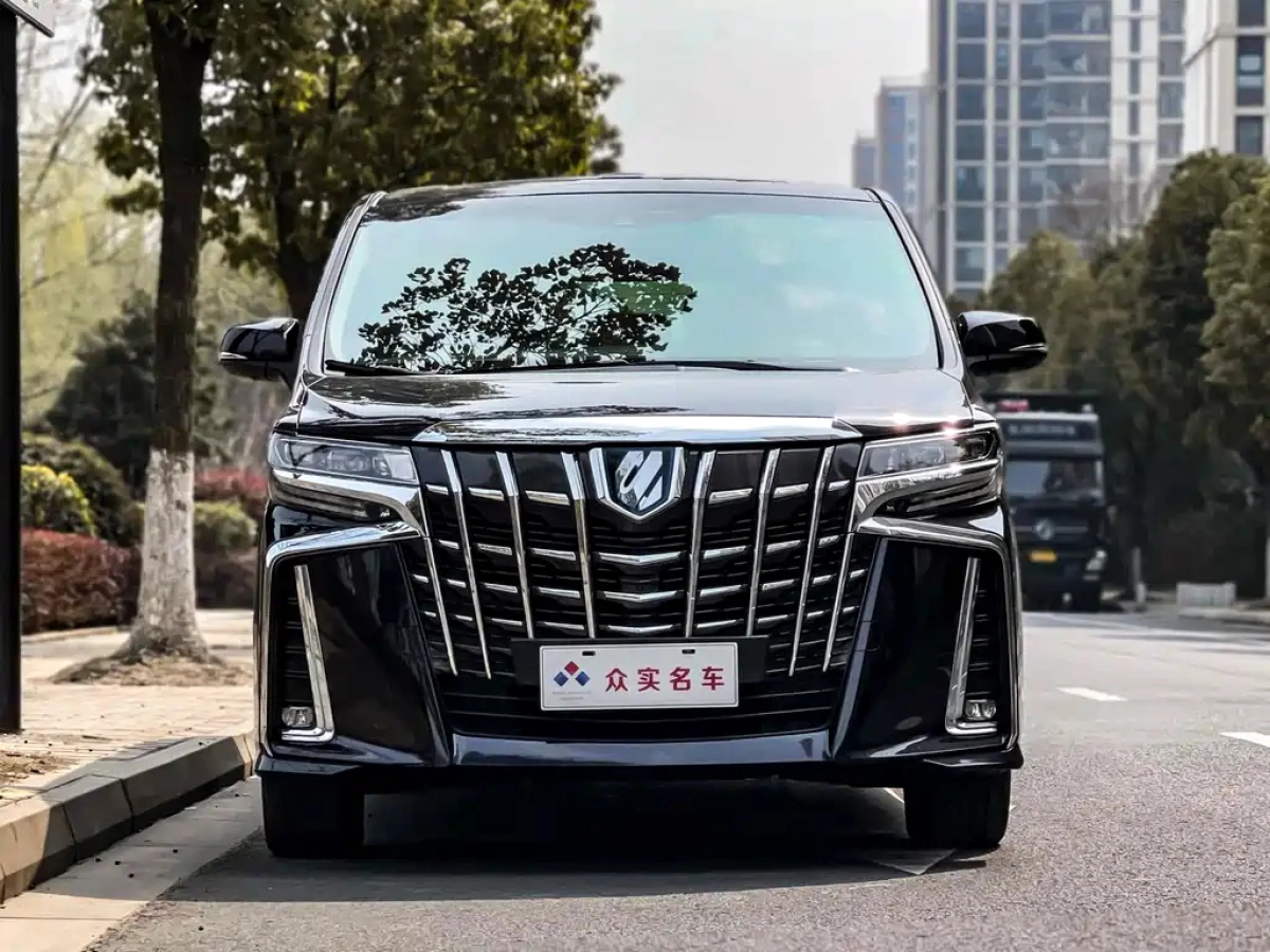 TOYOTA ALPHARD