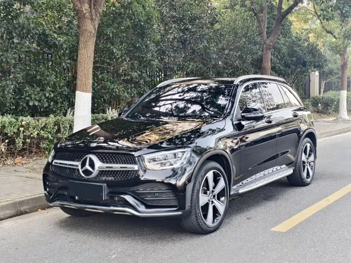 MERCEDES BENZ GLC  2022