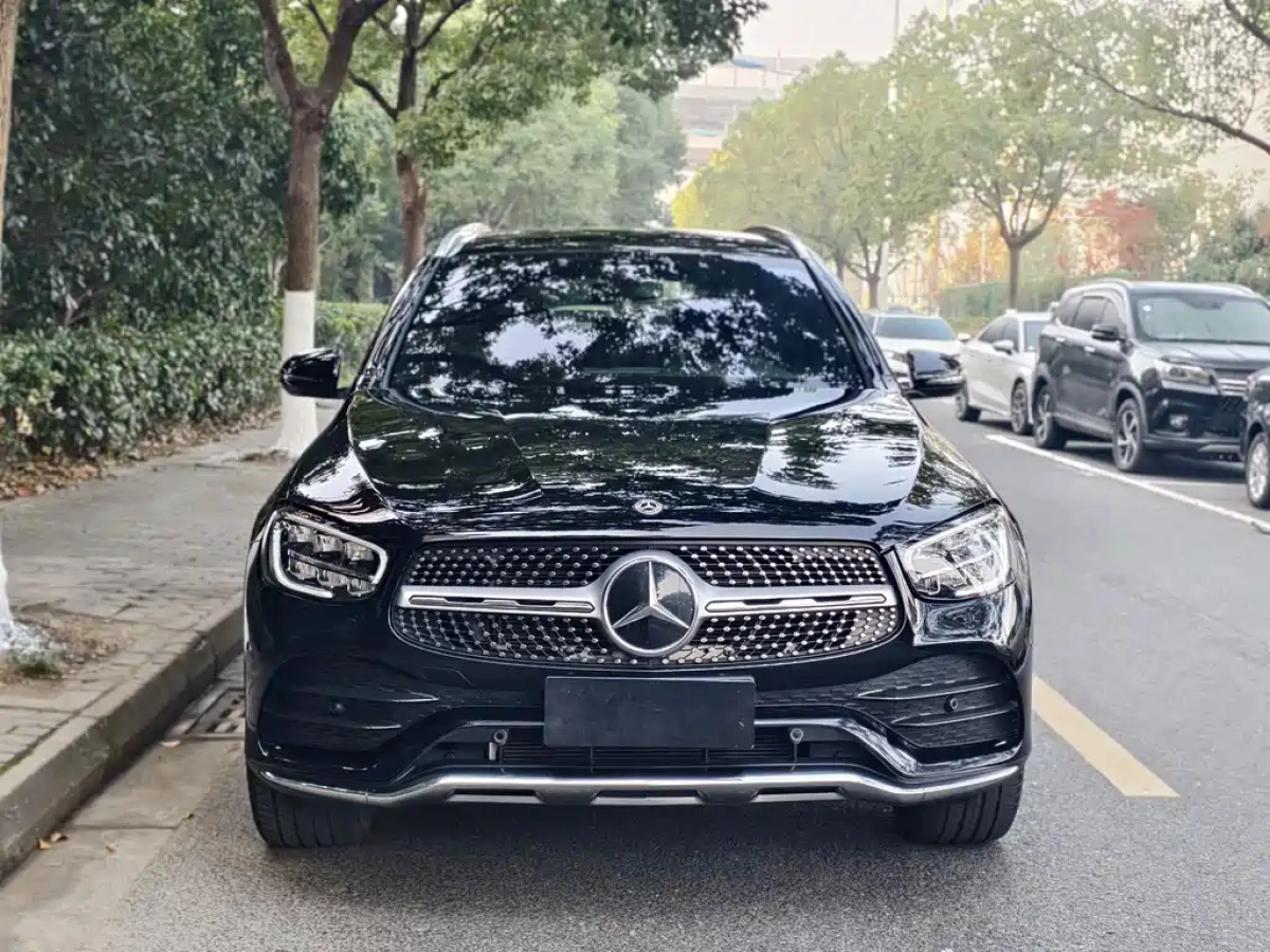 MERCEDES BENZ GLC