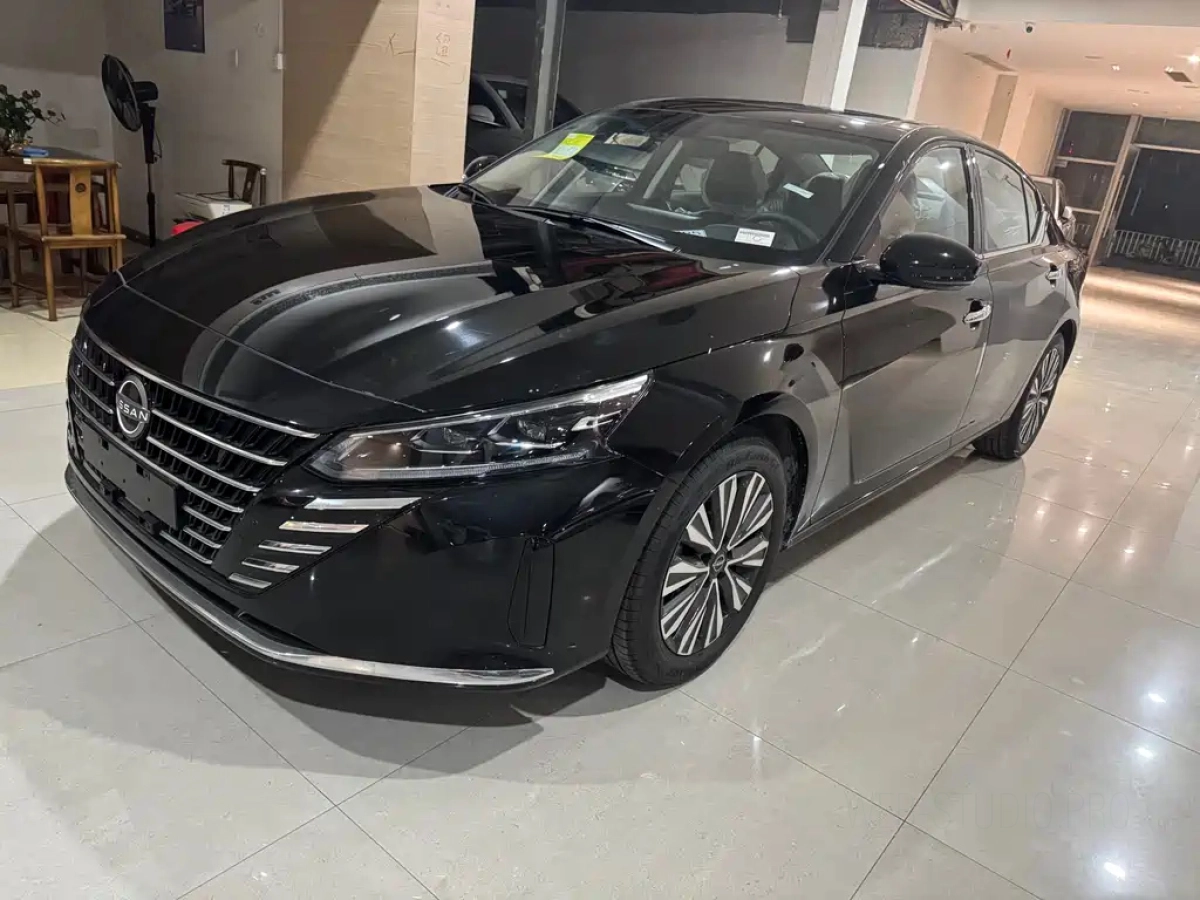 NISSAN TEANA