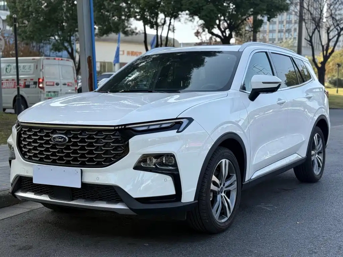 FORD EQUATOR SPORT  2024