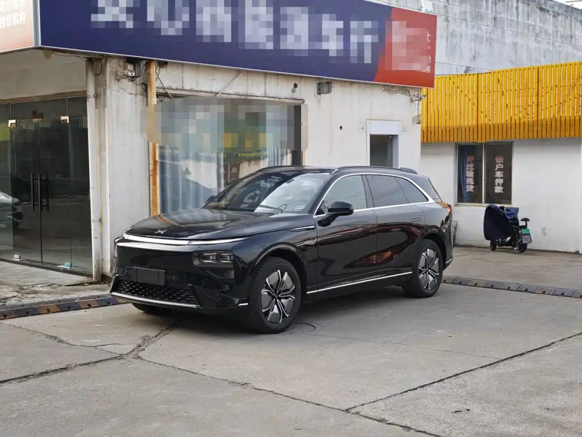 XPENG MOTORS G9  2025