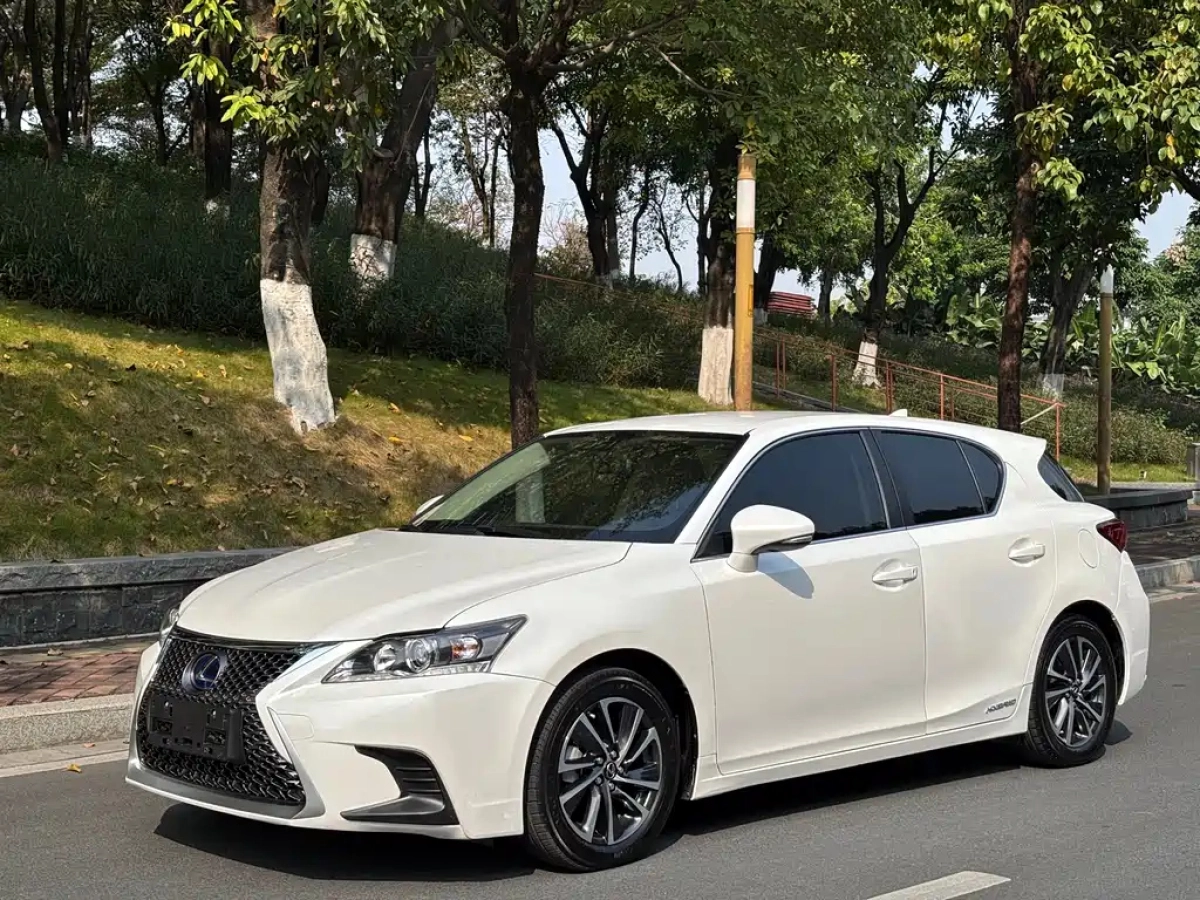 LEXUS CT  2021