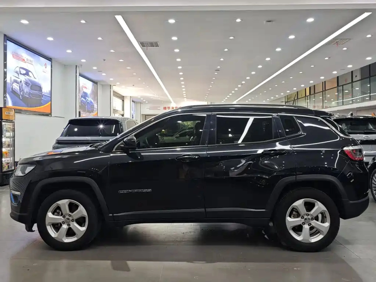 JEEP COMPASS