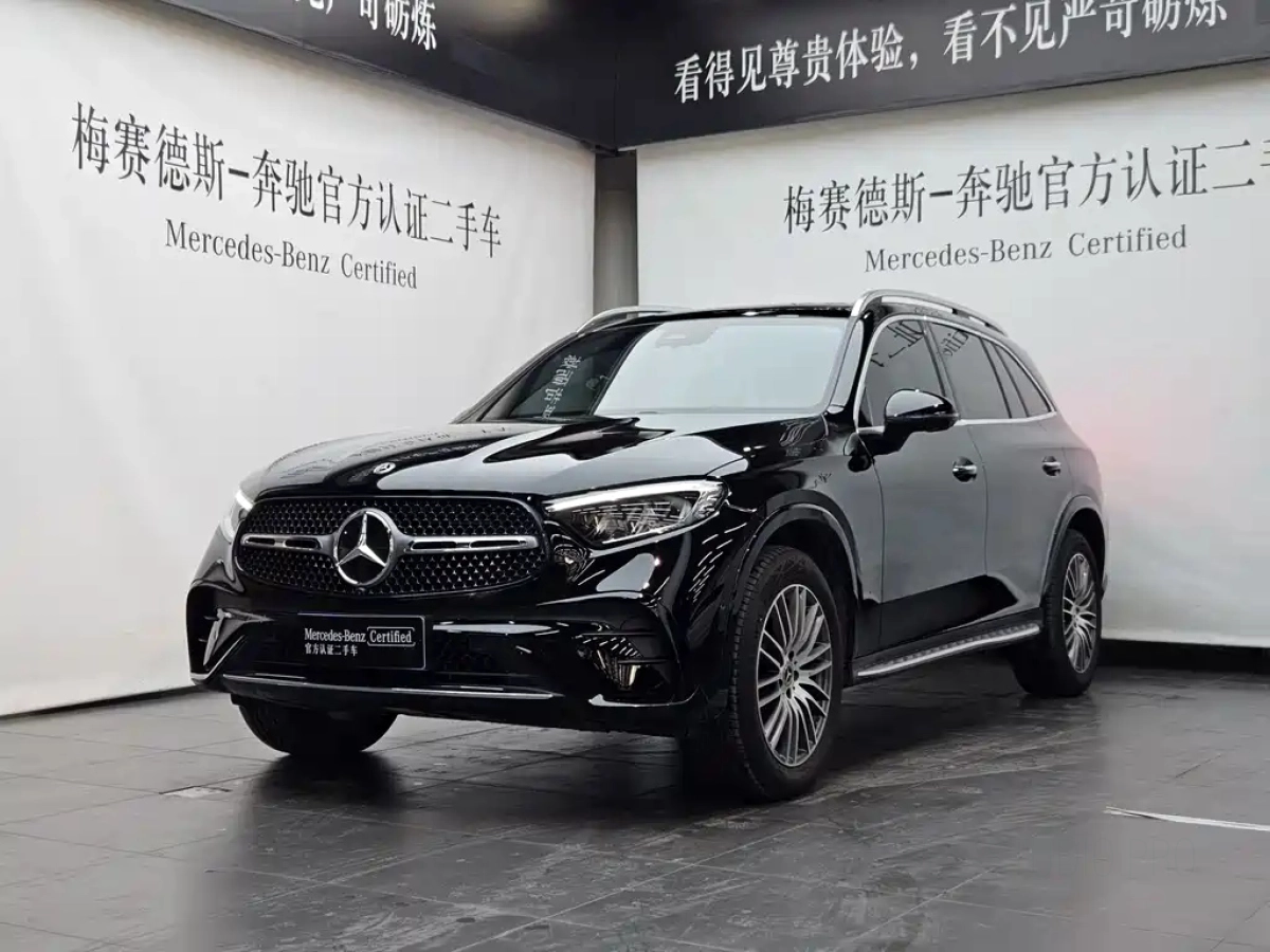 MERCEDES BENZ GLC  2025