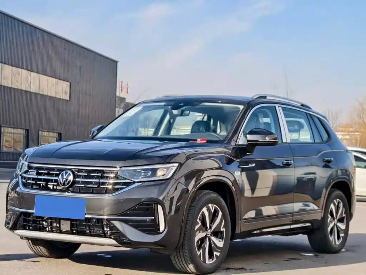 VOLKSWAGEN TAYRON GTE PLUG IN HYBRID  2024