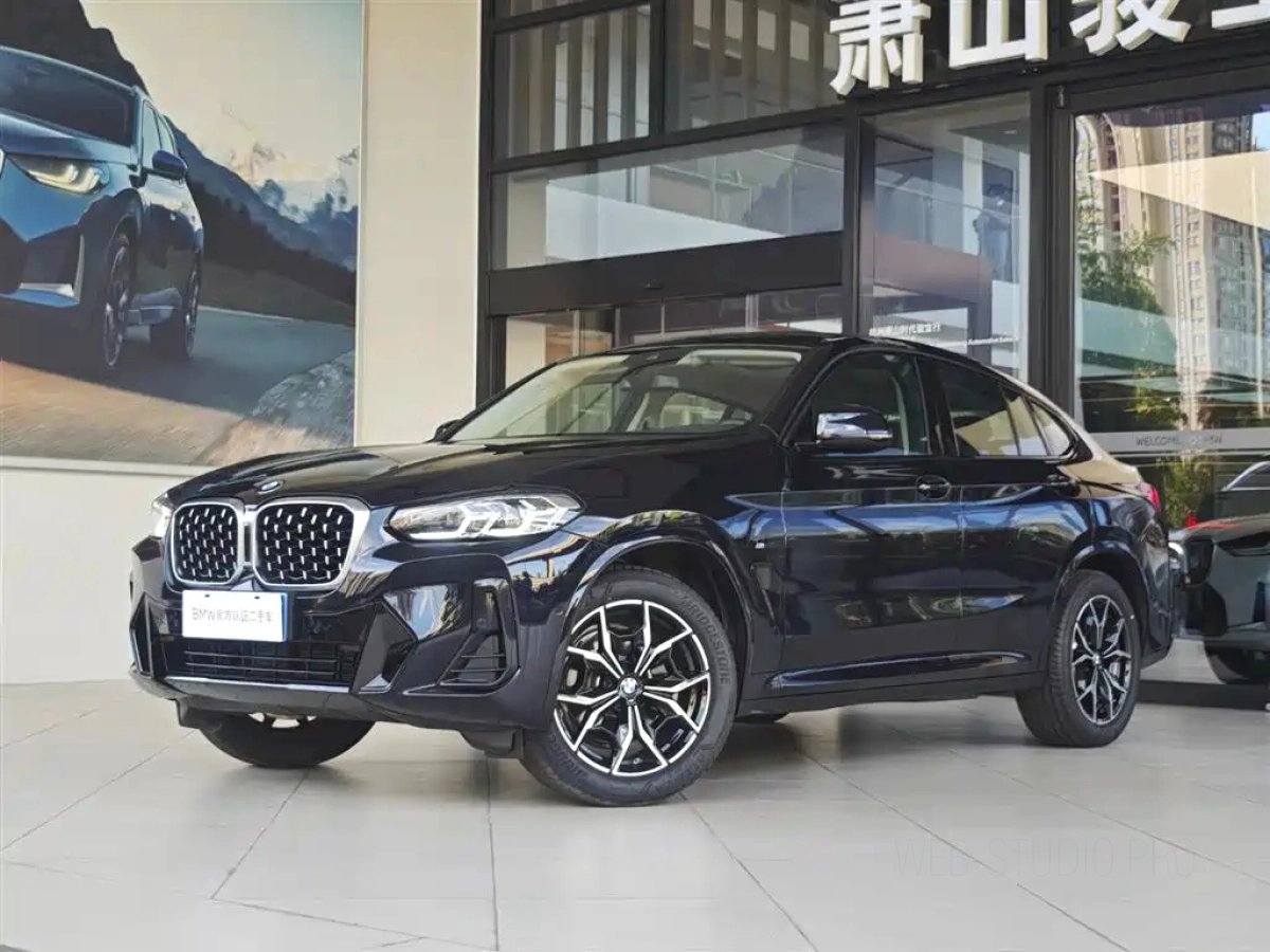 BMW X4  2025