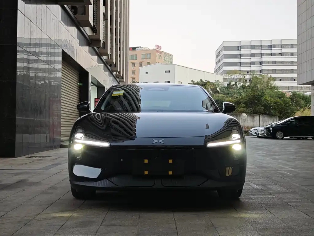 XPENG MOTORS MONA M03