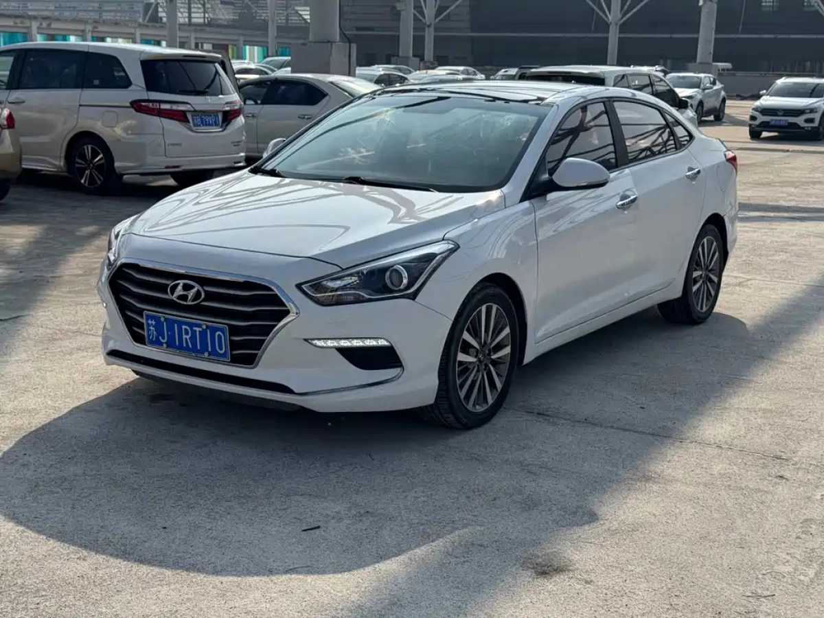 HYUNDAI MISTRA  2020
