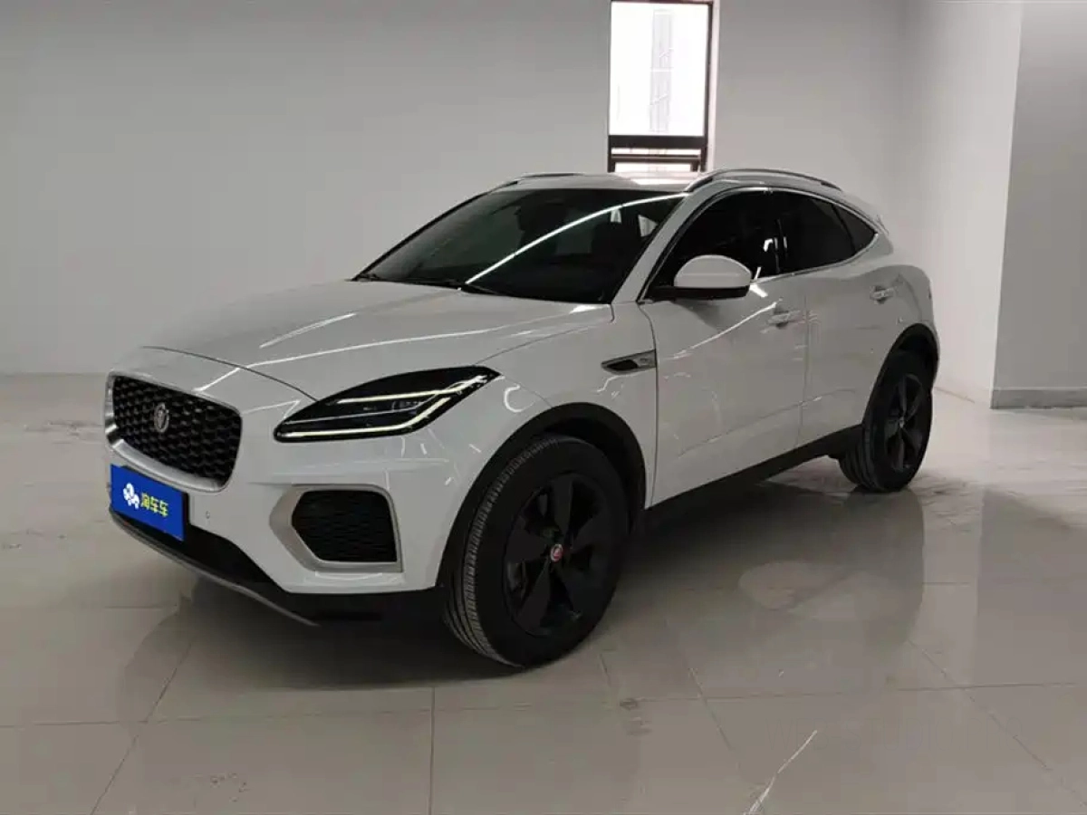 JAGUAR E-PACE  2024