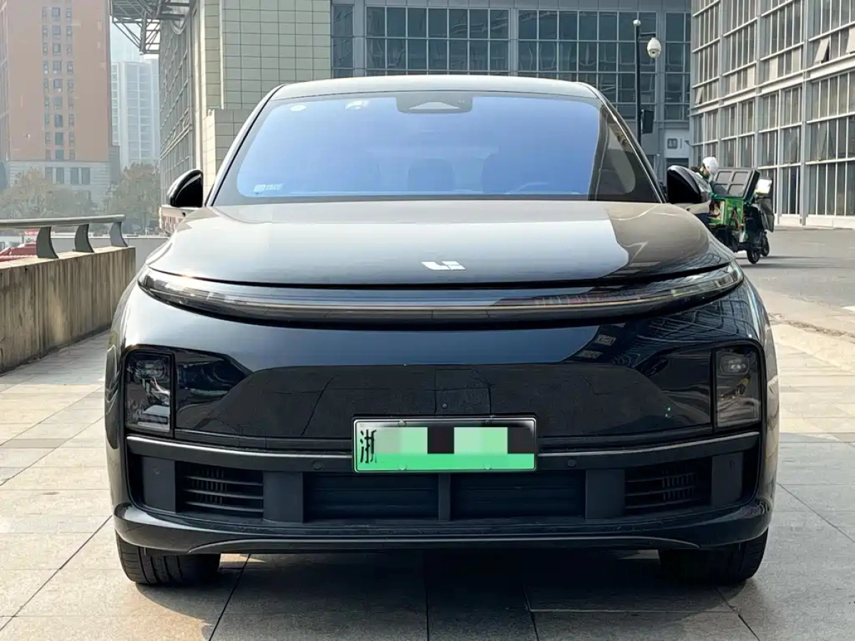 LI AUTO L7