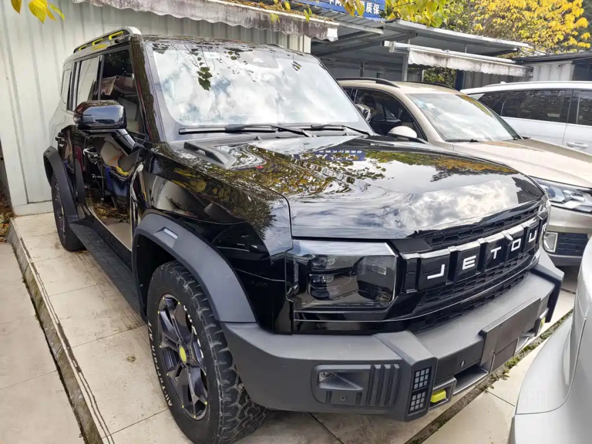 JETOUR TRAVELLER  T2