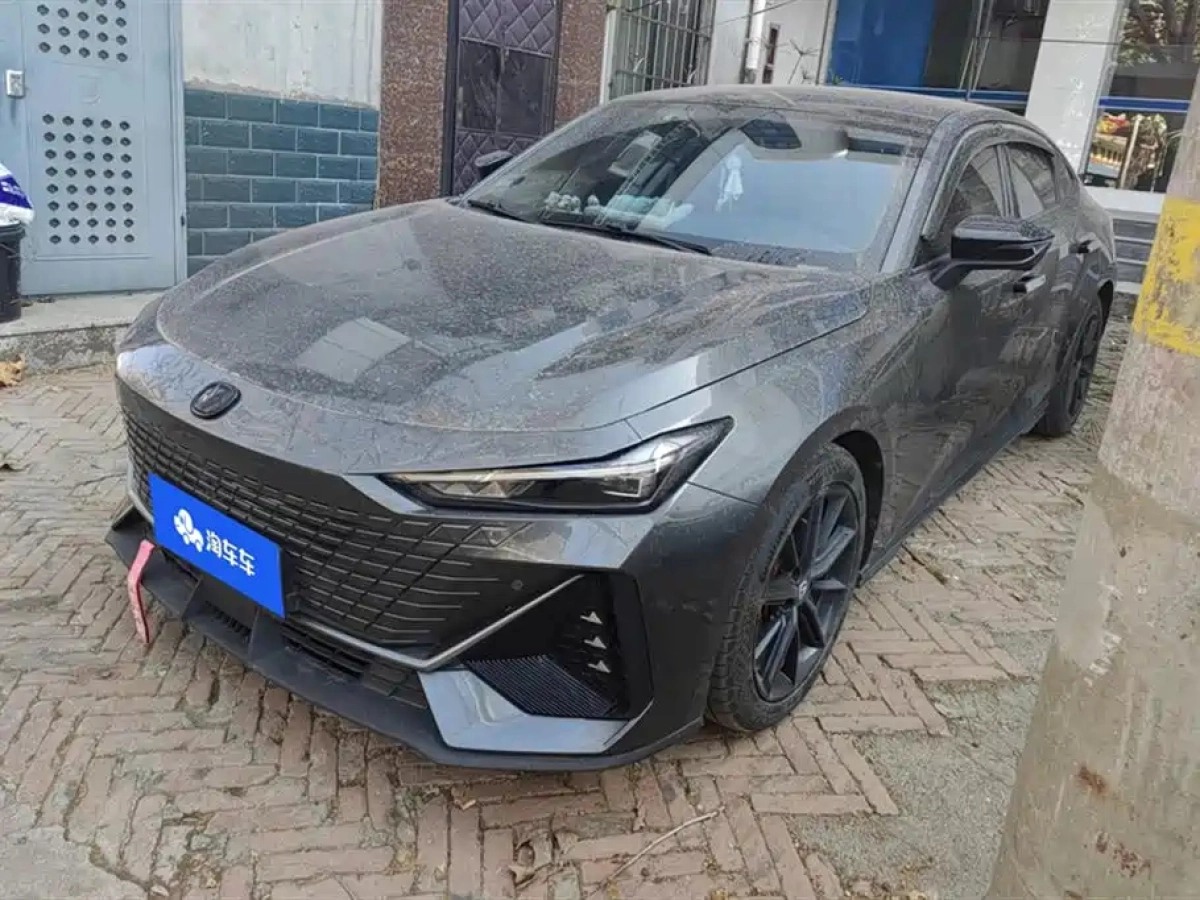 CHANGAN UNI-V  2023