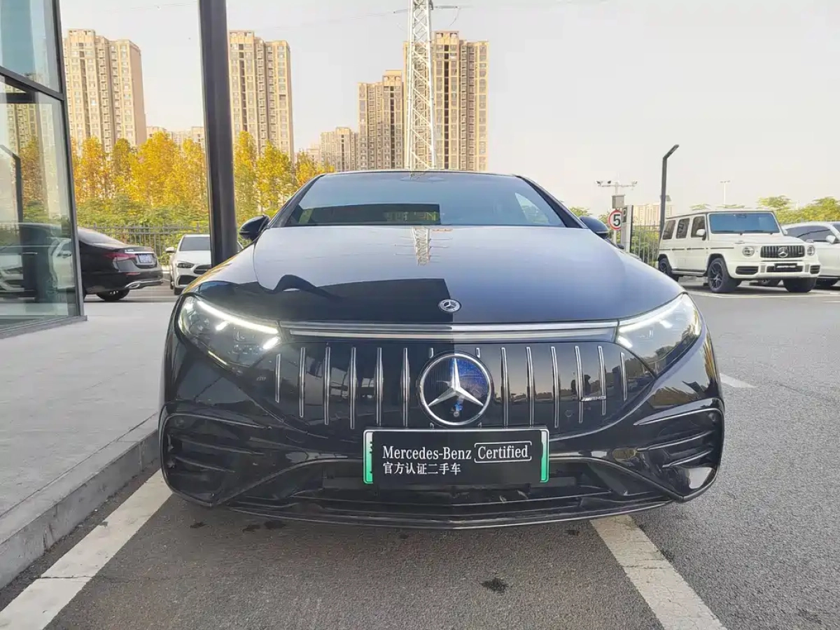 MERCEDES BENZ EQS AMG