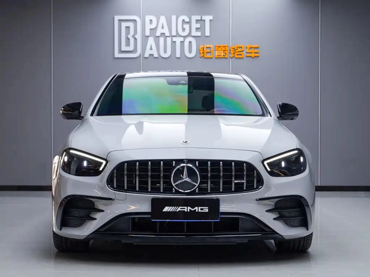 MERCEDES BENZ E-CLASS AMG  2023
