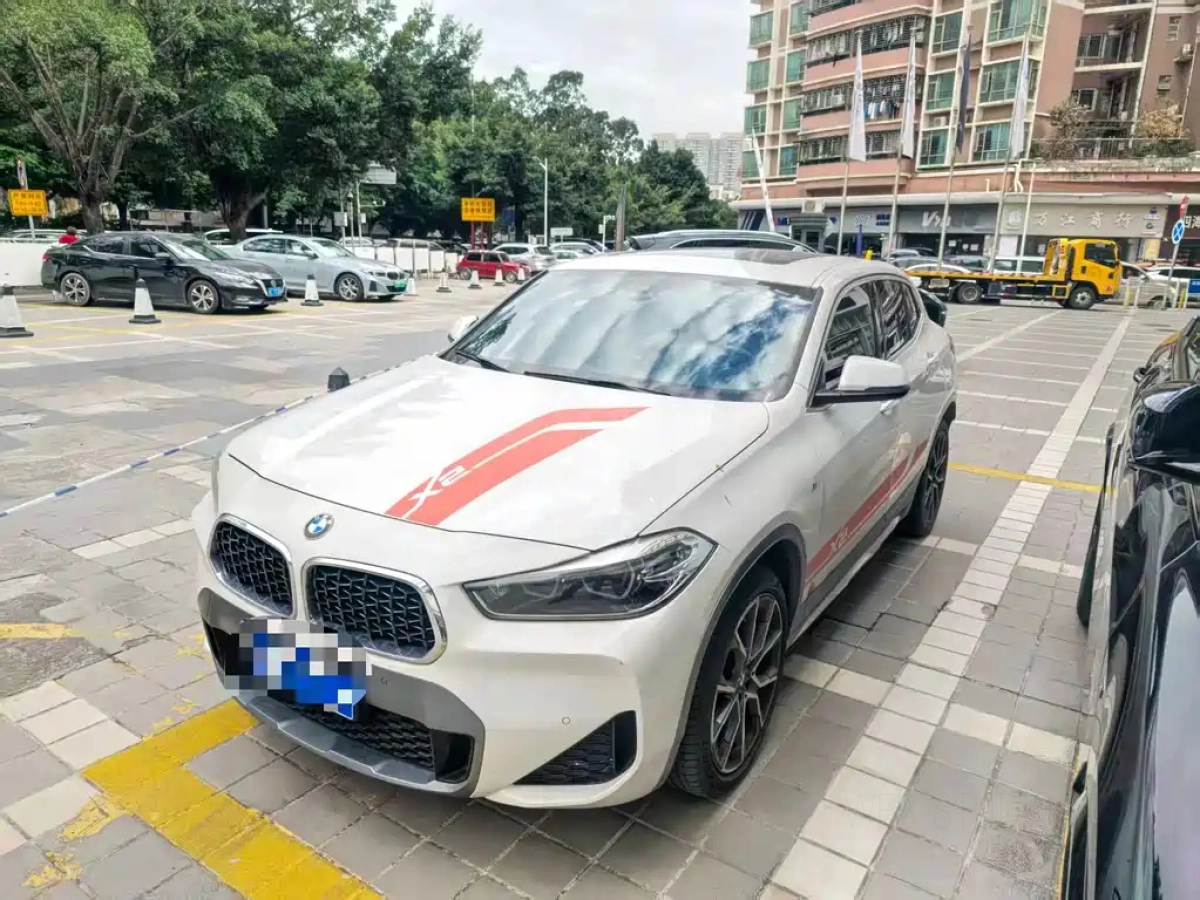 BMW X2