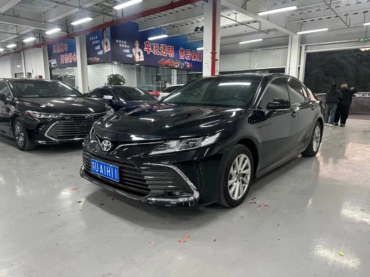 TOYOTA CAMRY  2024